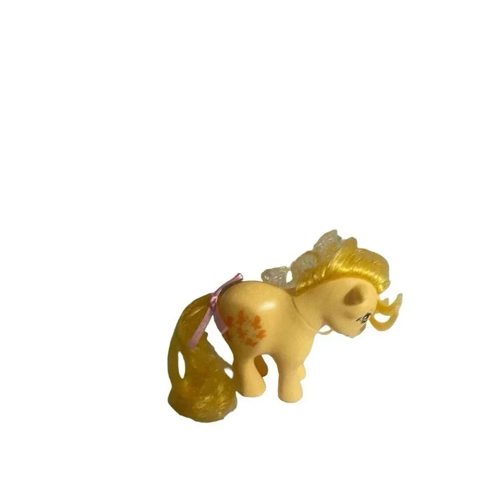 2017 Hasbro My Little Pony Butterscotch G1 Generation One Yellow Butterflies